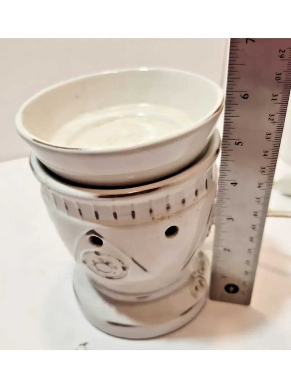 Scentsy Hampton Distressed White  Warmer Full Size Retired  6